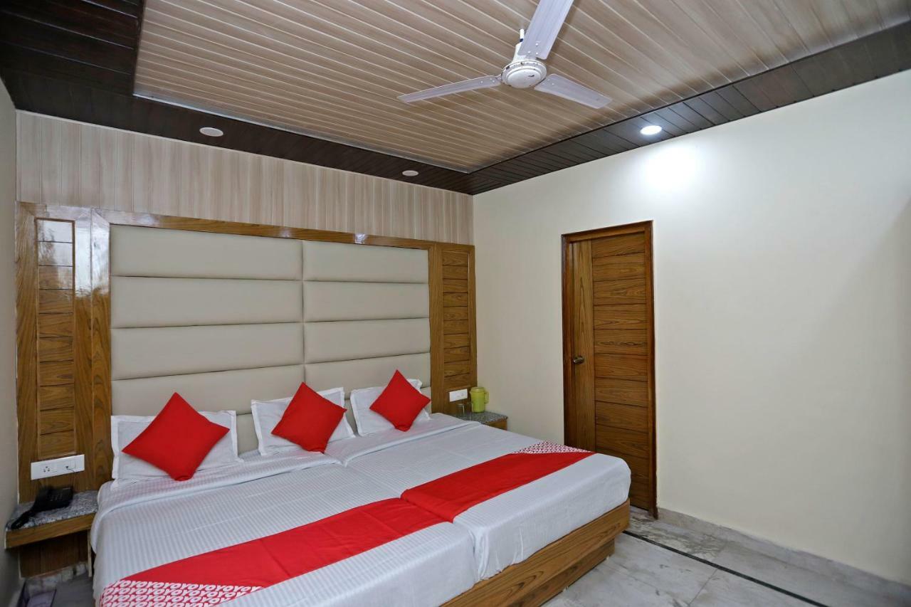 Oyo 39066 Hotel Star View มัสซูรี ภายนอก รูปภาพ