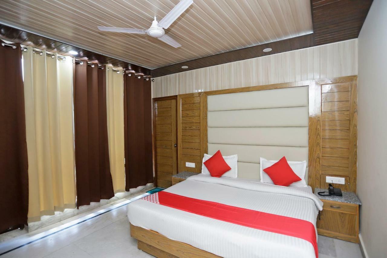 Oyo 39066 Hotel Star View มัสซูรี ภายนอก รูปภาพ