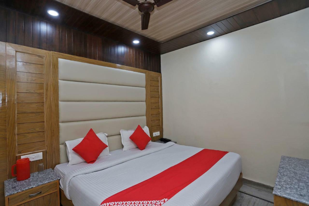 Oyo 39066 Hotel Star View มัสซูรี ภายนอก รูปภาพ