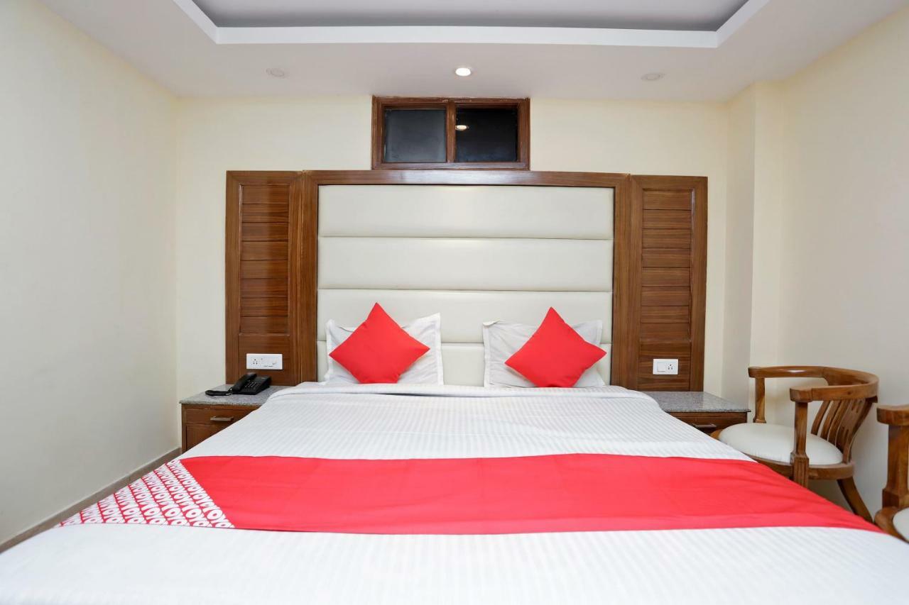 Oyo 39066 Hotel Star View มัสซูรี ภายนอก รูปภาพ