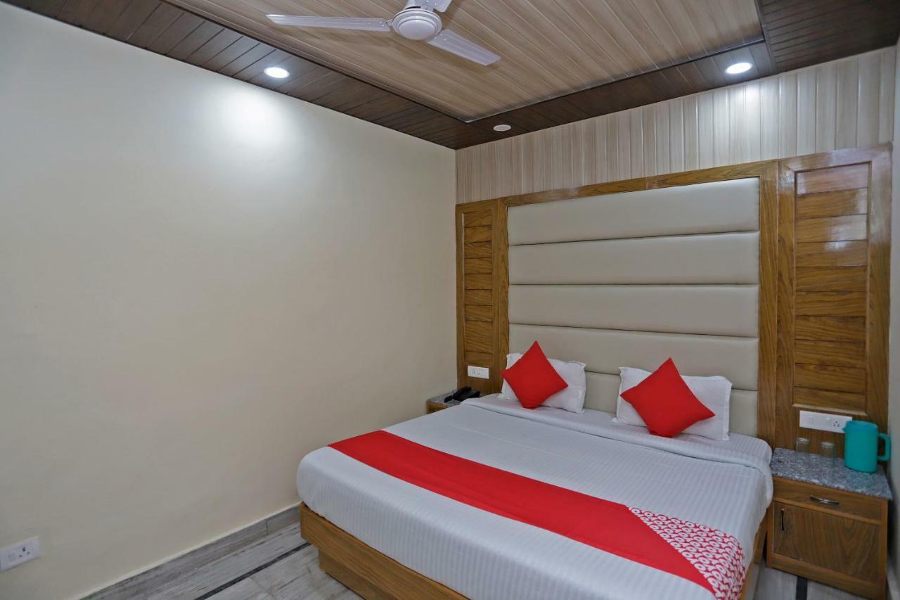 Oyo 39066 Hotel Star View มัสซูรี ภายนอก รูปภาพ