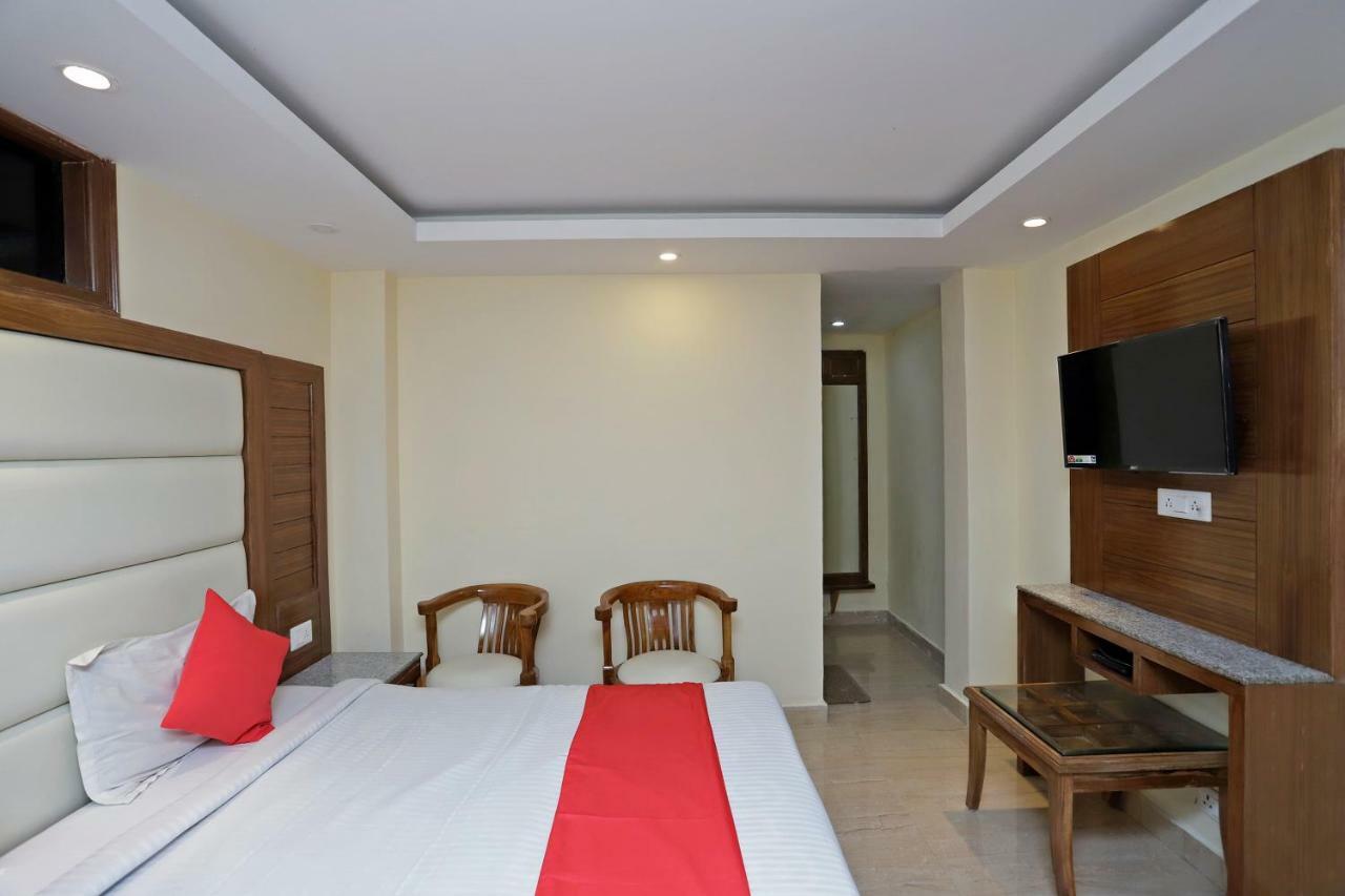 Oyo 39066 Hotel Star View มัสซูรี ภายนอก รูปภาพ