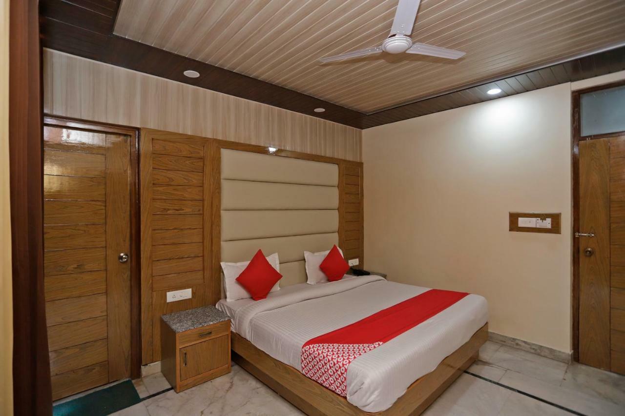 Oyo 39066 Hotel Star View มัสซูรี ภายนอก รูปภาพ